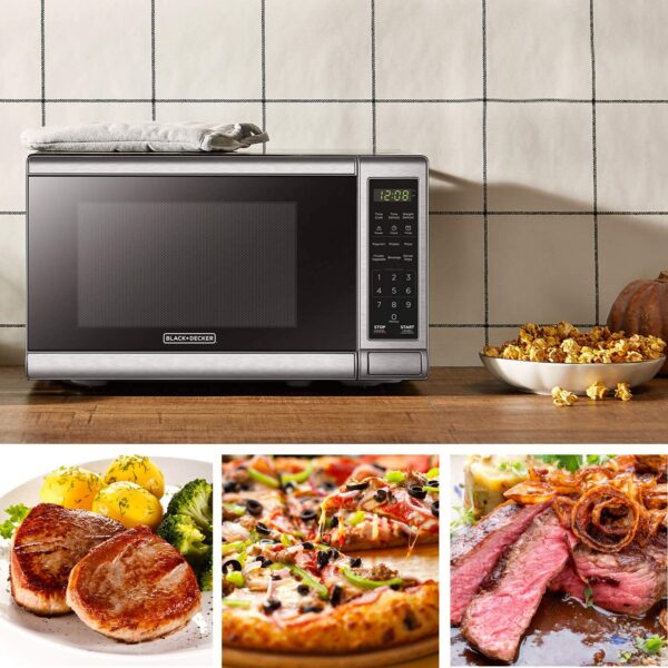 BLACK+DECKER EM720CB7 Digital Microwave Oven